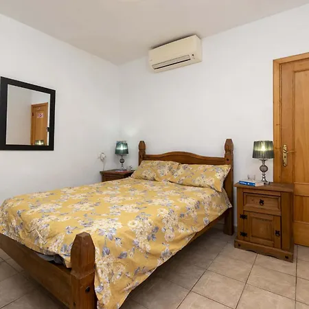 Club Atlantis 111 - One Bed *