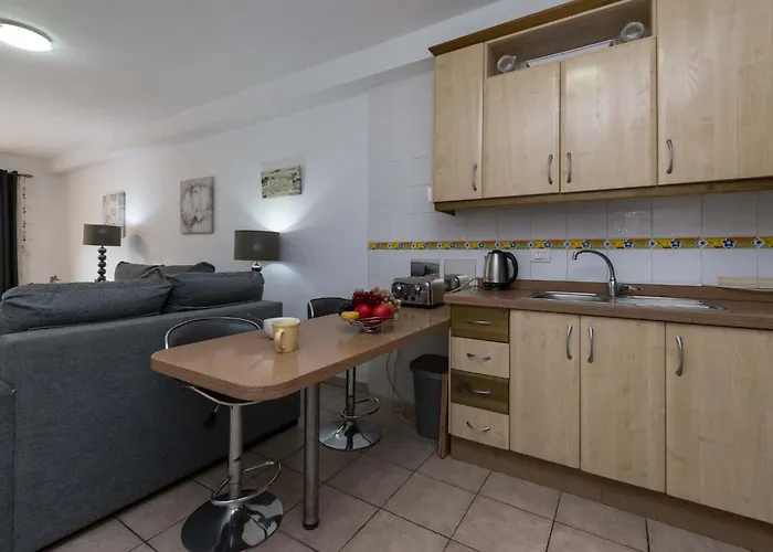 Club Atlantis 111 - One Bed Appartement *