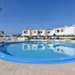 Club Atlantis 111 - One Bed *