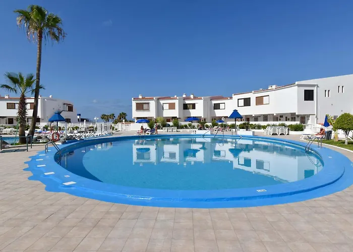 Club Atlantis 111 - One Bed * Адехе